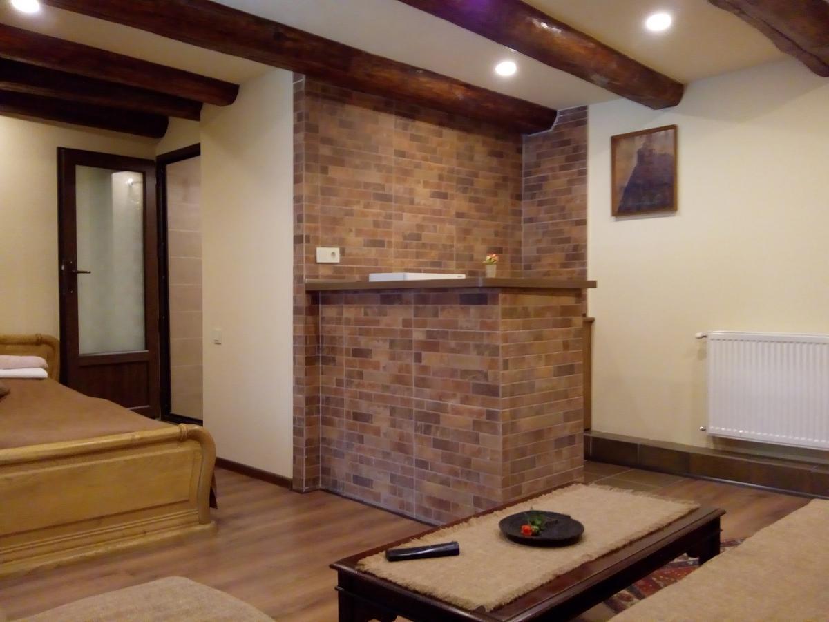 Low Budget Room With King Size Bed Tbilisi Zewnętrze zdjęcie