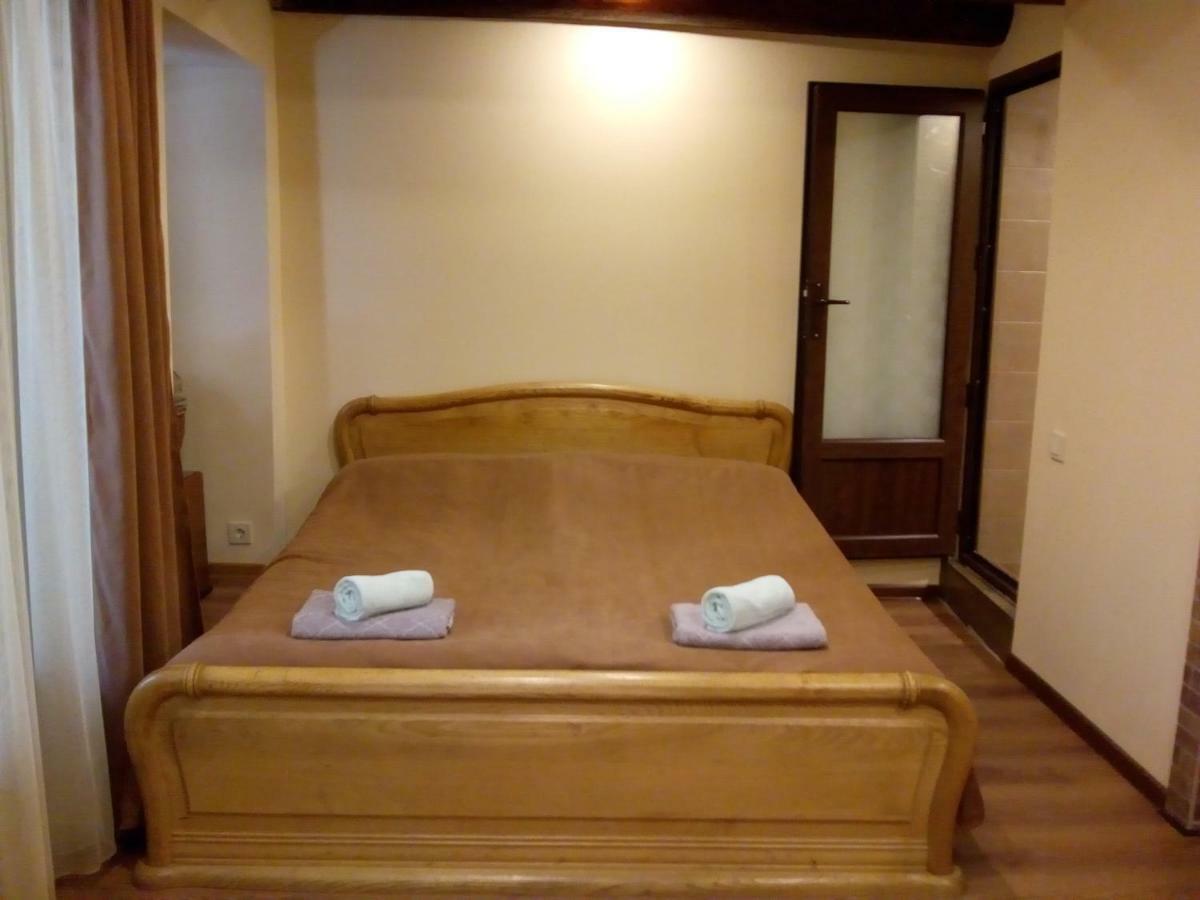 Low Budget Room With King Size Bed Tbilisi Zewnętrze zdjęcie